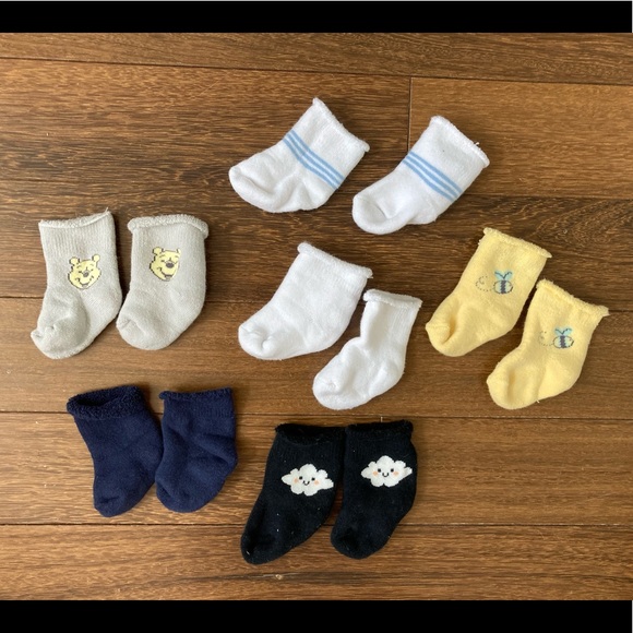 Gender neutral baby socks - Picture 1 of 1